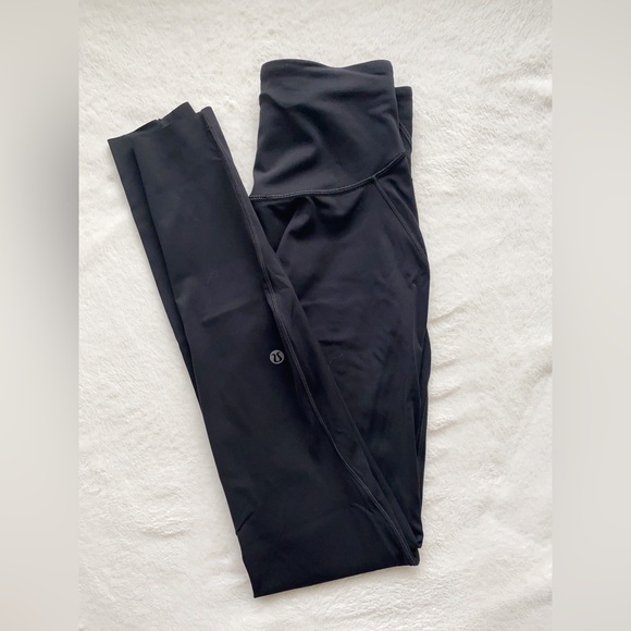 Lululemon, Size 4, Black, Base Pace High-Rise Tight 28” - Picture 2 of 6
